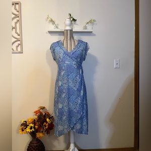 Blue floral dress. Size M.❤️